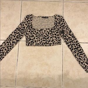 Cheetah longsleeve crop top
